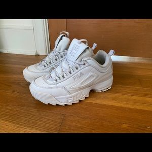 *sold off depop* FILA disruptor sneaker